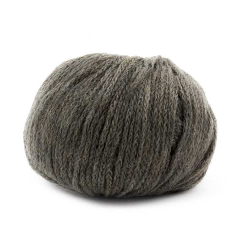 Cachemire Fine - merino wool and cashmere blend yarn - Noce 60 without label