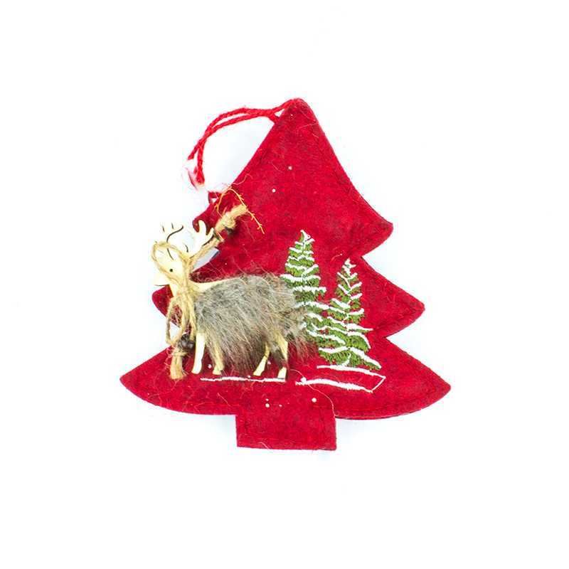 Felt tree hanger with reindeer